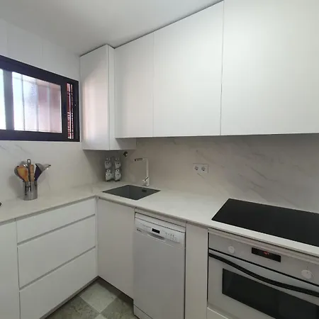 La Carihuela A 150 Metros De La Playa Con Espectaculares Vistas