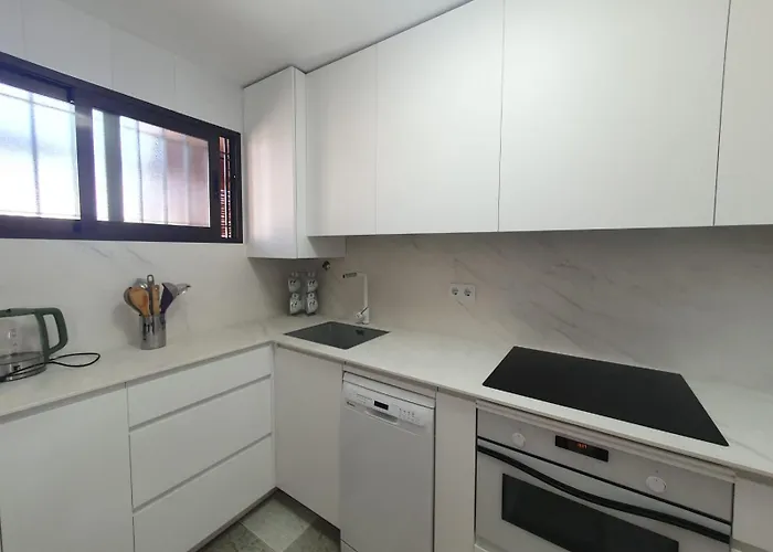 La Carihuela A 150 Metros De La Playa Con Espectaculares Vistas